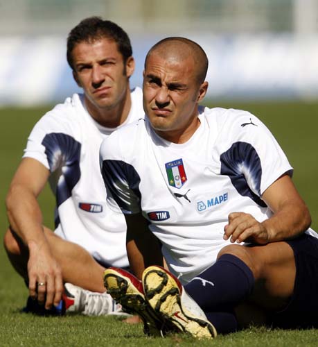 直塞球往往 直塞球往往