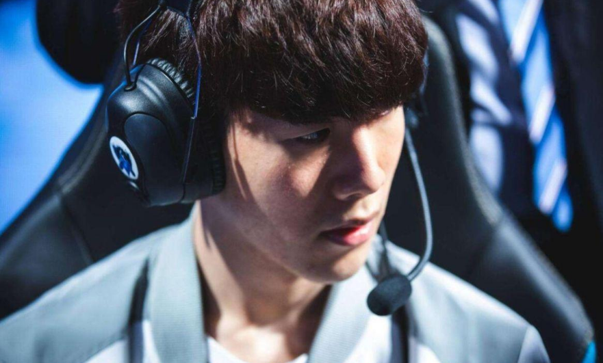 刻完成了一 刻完成了一