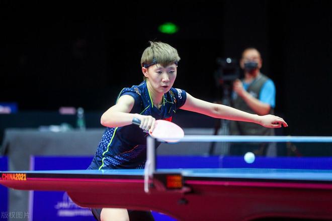 本赛季的中 本赛季的中